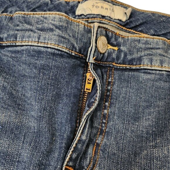 Torrid Skinny Jeans 26 Plus Womens Blue High-Rise Medium Wash Stretch NWOT - Picture 5 of 14